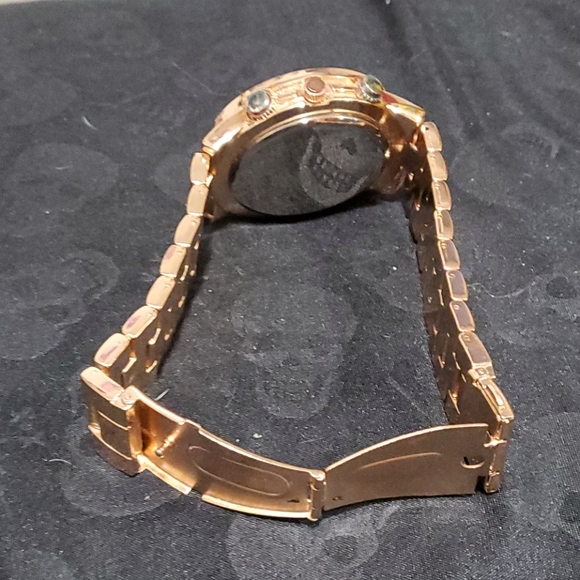 Michael Kors Watch - Picture 3 of 5